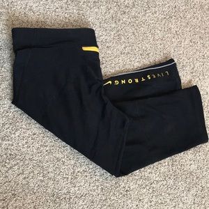 Black Nike Livestrong Crop Leggings
